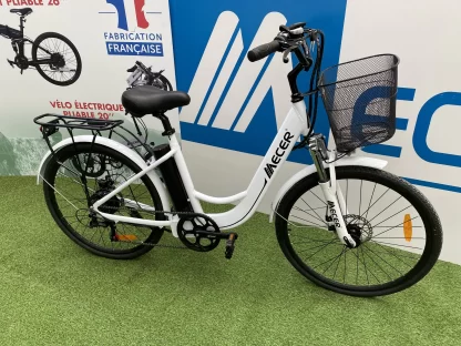 MEB-CB-26-BK MECER Vélo de ville 26’ électrique – Cadre alu avec enjambement bas – Autonomie 60 km à 70km - 7 vitesses Shimano – Assemblé en France – Image 5